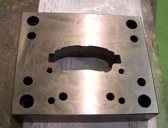 Piezas de mecanizado, troqueles y utillajes de Troquelería Josa, Navarra - imagen 1