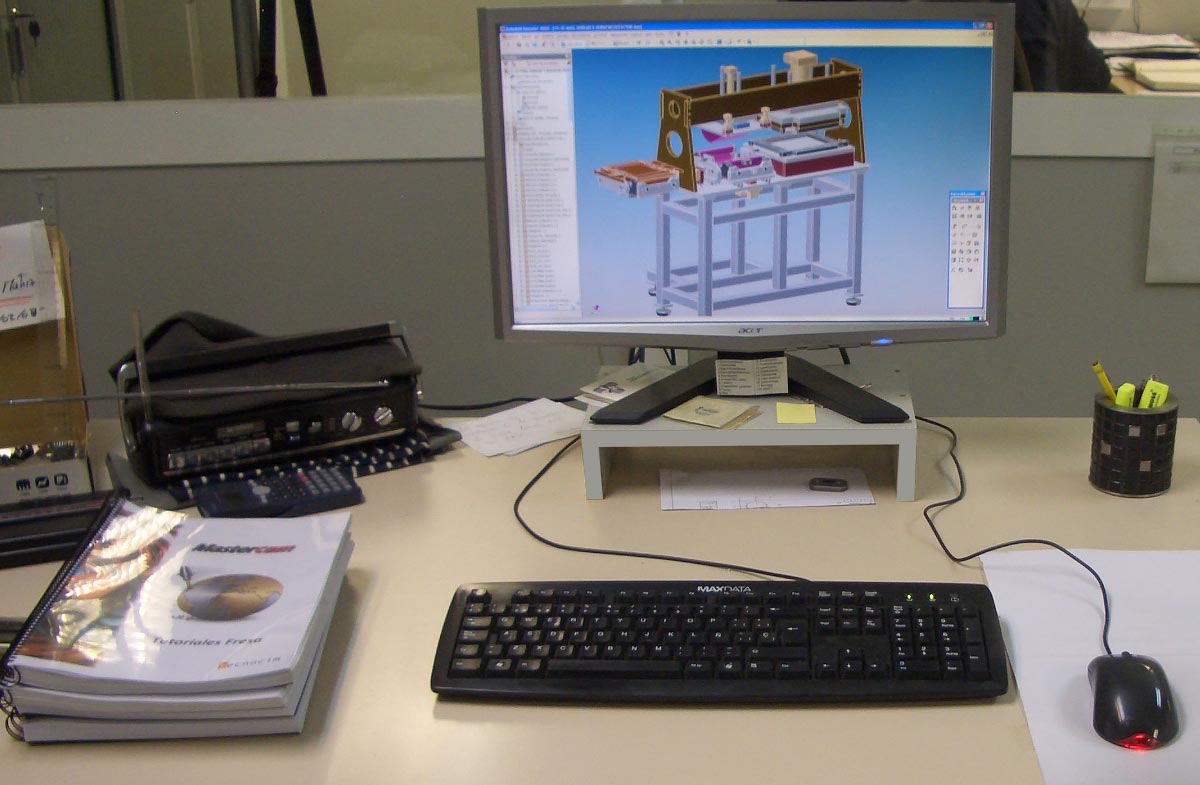 Área técnica de diseño de troqueles en la sede de Josa, Navarra